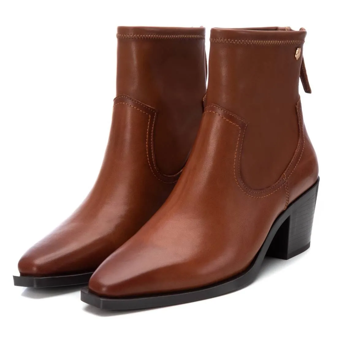 161230  Leather ankle boots with elastic in Tan