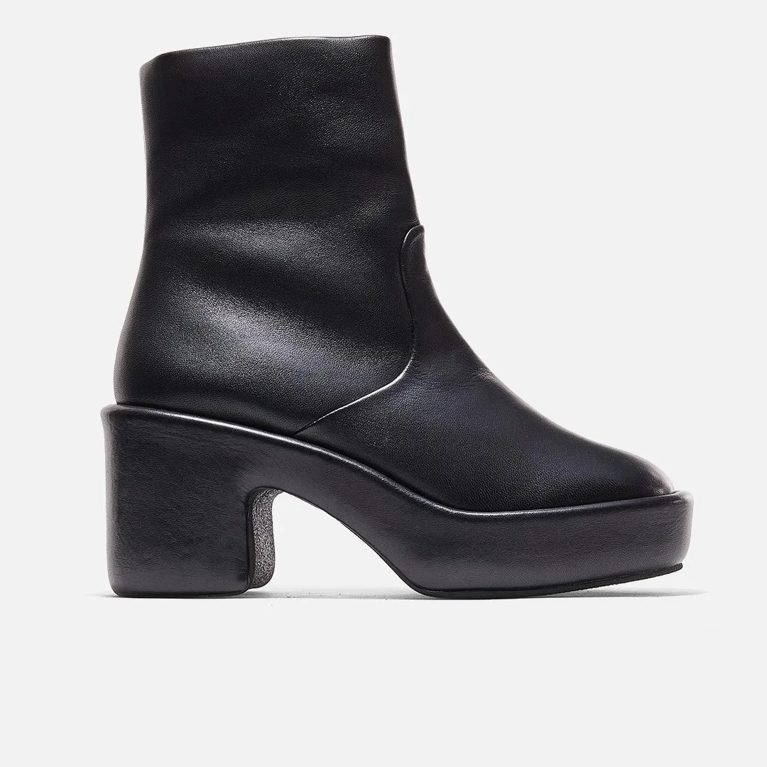 DORA, black || OUTLET