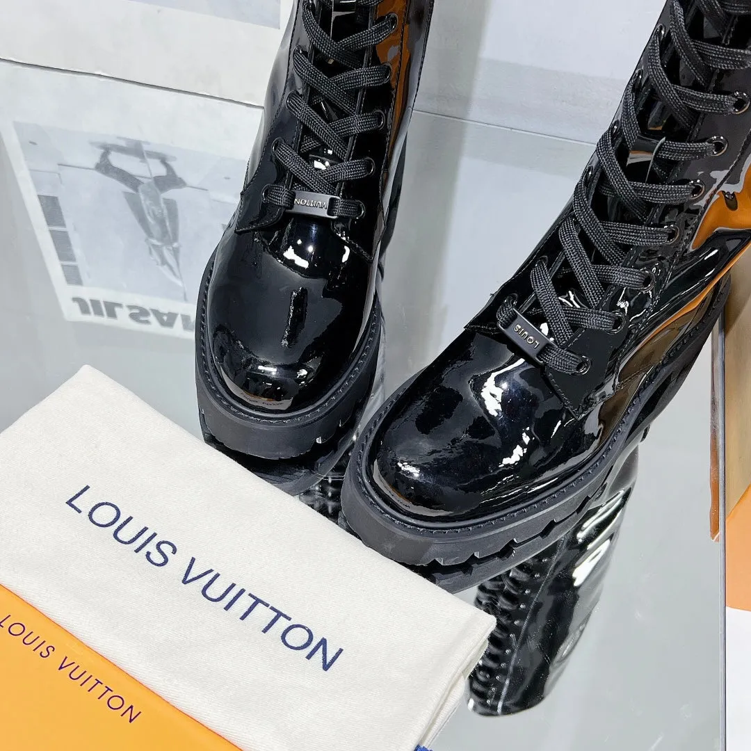 High Quality  LUV BOOTS 011