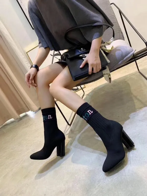 High Quality  LUV BOOTS 018