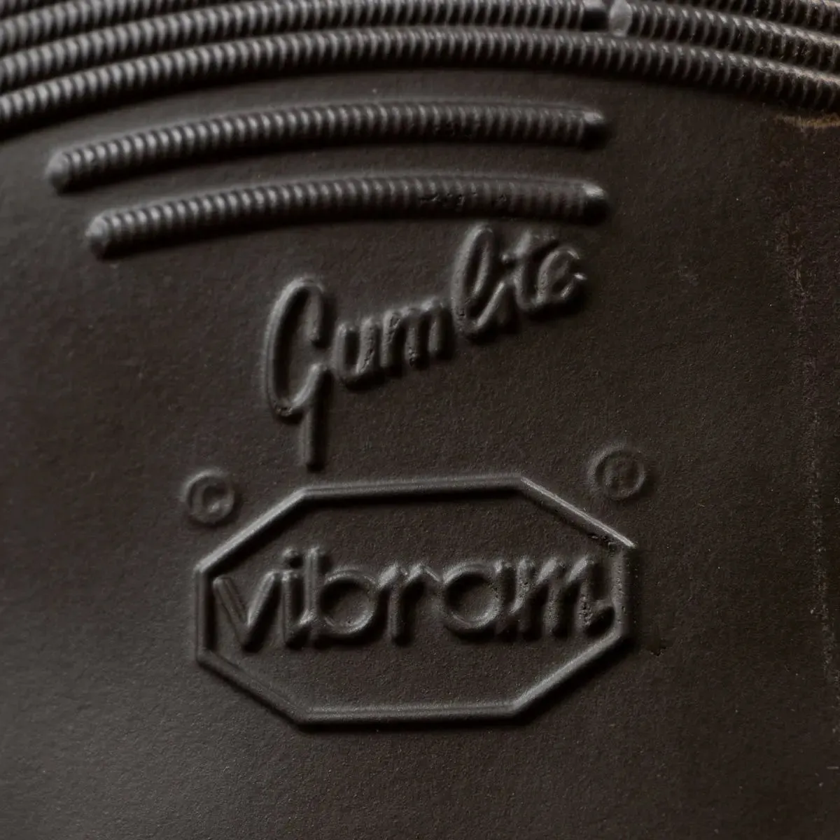 Holborn 'Lite' Pebble Grain Chukka Boots