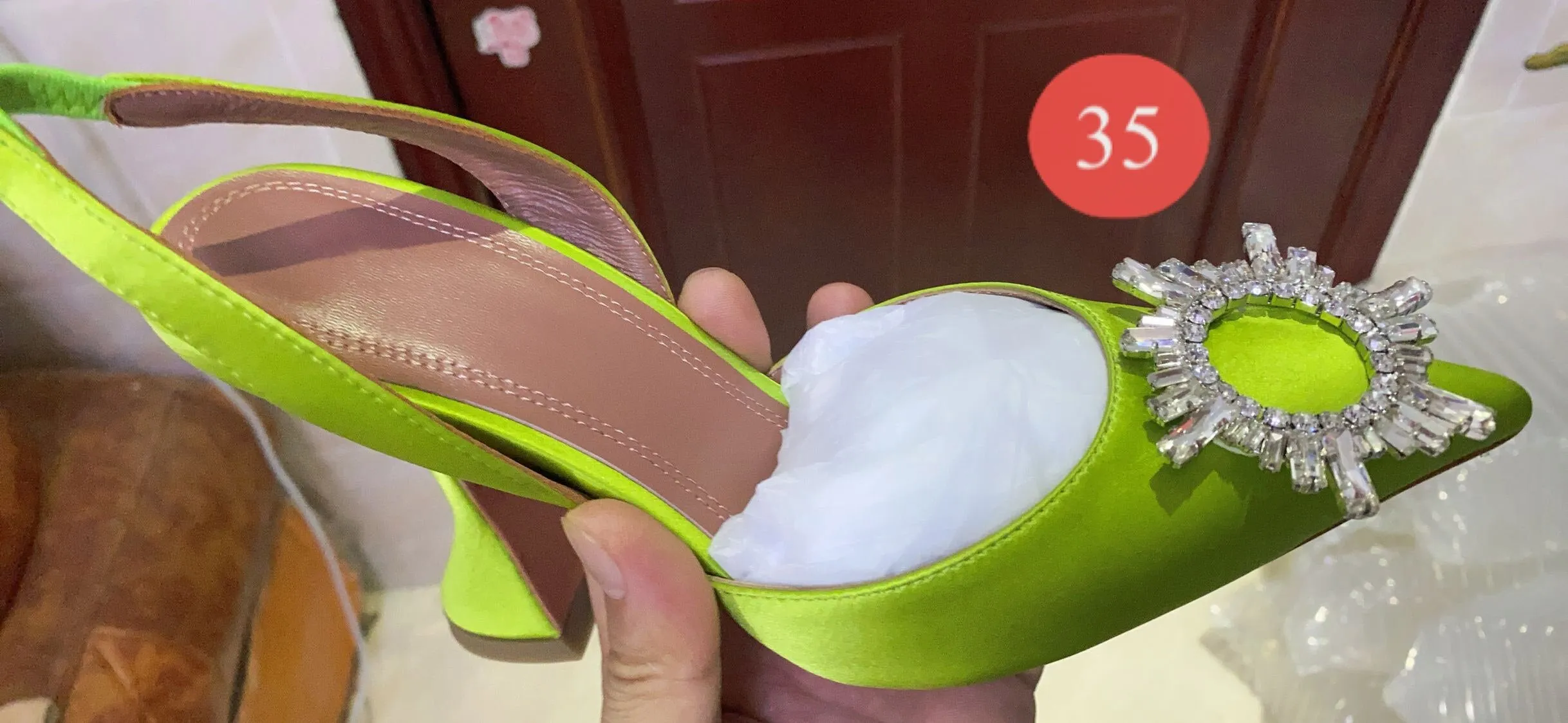 Hot Sale New Color Satin Dress Shoes Women Summer Pointy Toe Goblet High Heel Gladiatus Sandals Crystal Bow-knot Designer Shoes