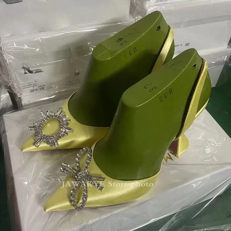Hot Sale New Color Satin Dress Shoes Women Summer Pointy Toe Goblet High Heel Gladiatus Sandals Crystal Bow-knot Designer Shoes