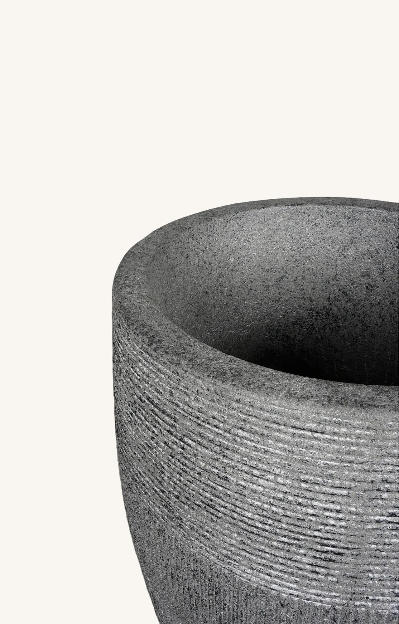 Striated Style Planter Set