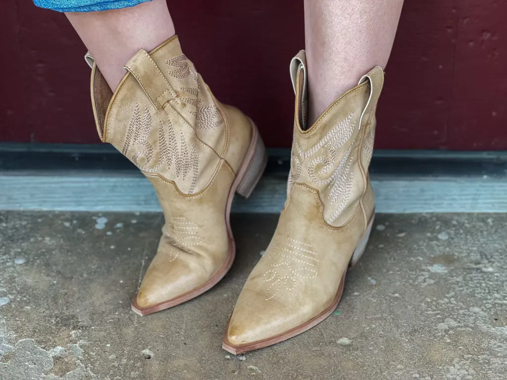 Zahara Boots